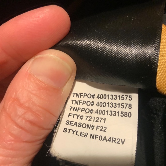 North Face Woman’s Dry-vent  Down Parka Size Small - Picture 13 of 13